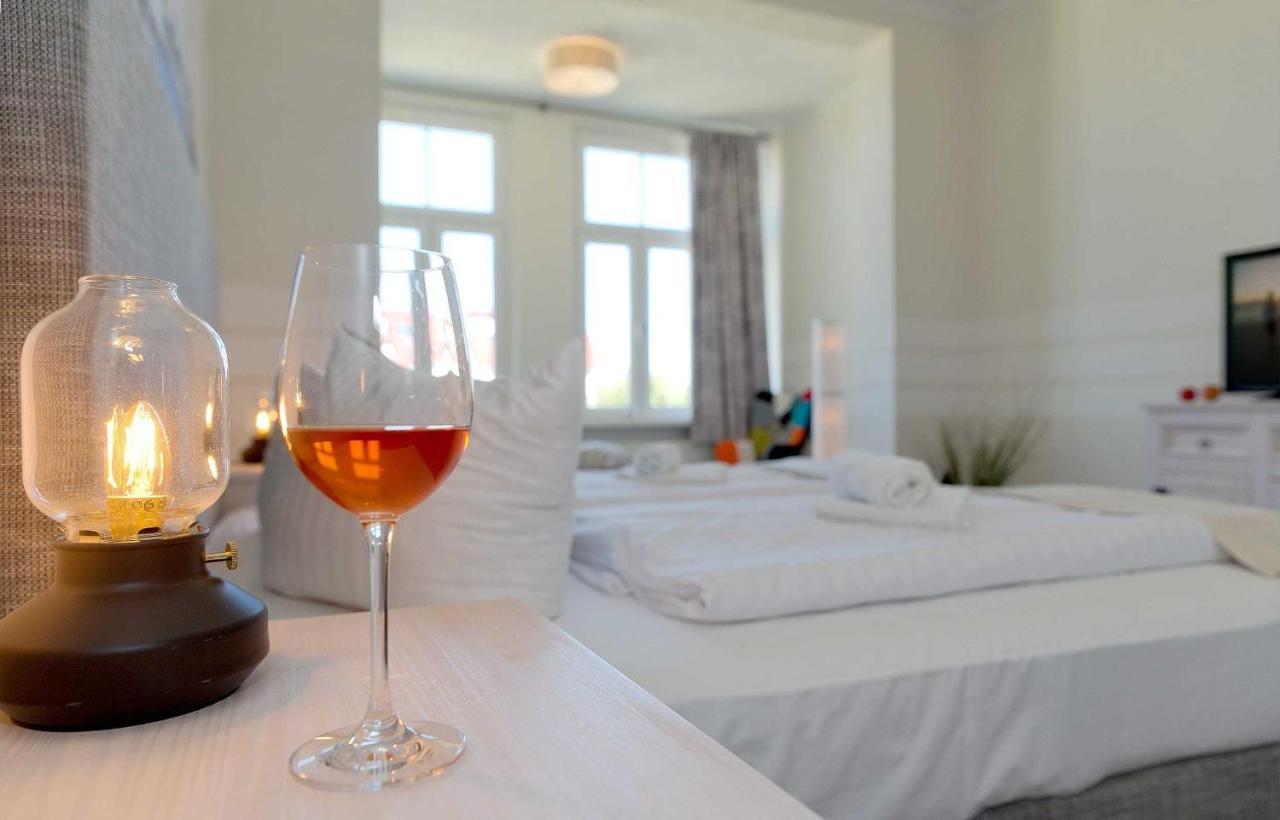Zum Weissen Rossl Lägenhet Heringsdorf  Exteriör bild